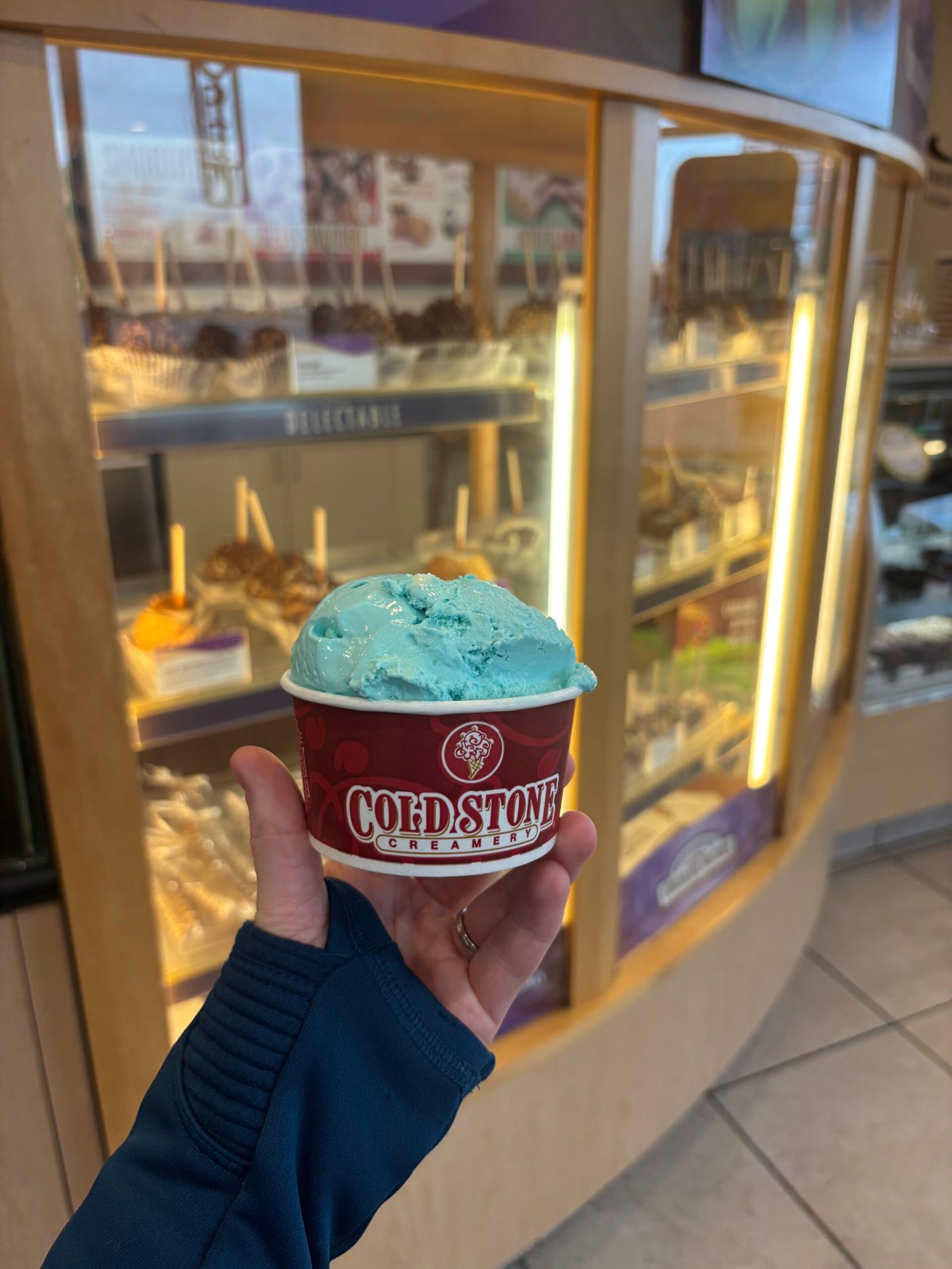 Ice cream treat during Chicago half marathon training week 3 rest day