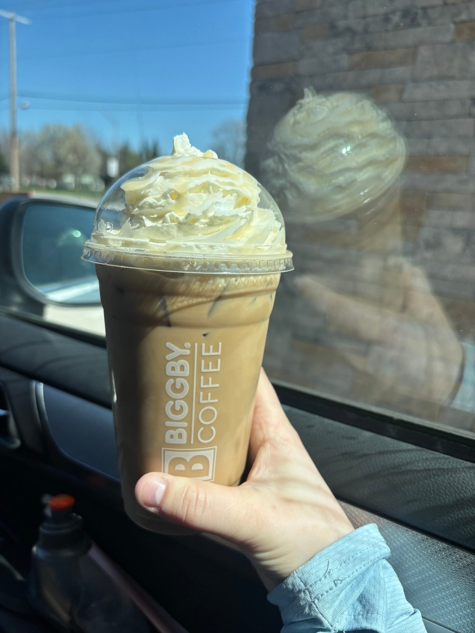 Post long run coffee after 10 miles during Chicago half marathon training week 6